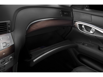 2015 INFINITI Q70 3.7