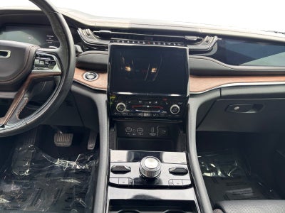 2022 Jeep Grand Cherokee L Summit