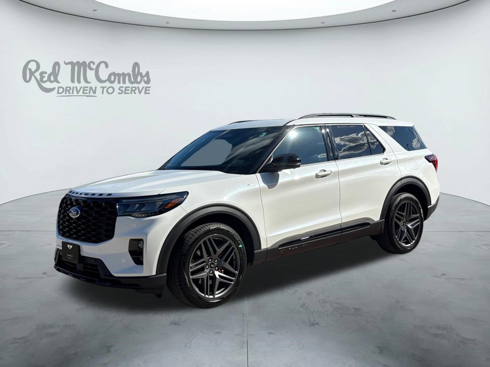 2025 Ford Explorer ST-LINE 4WD (PL535)'s photo
