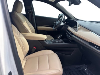 2024 Cadillac XT4 FWD Premium Luxury