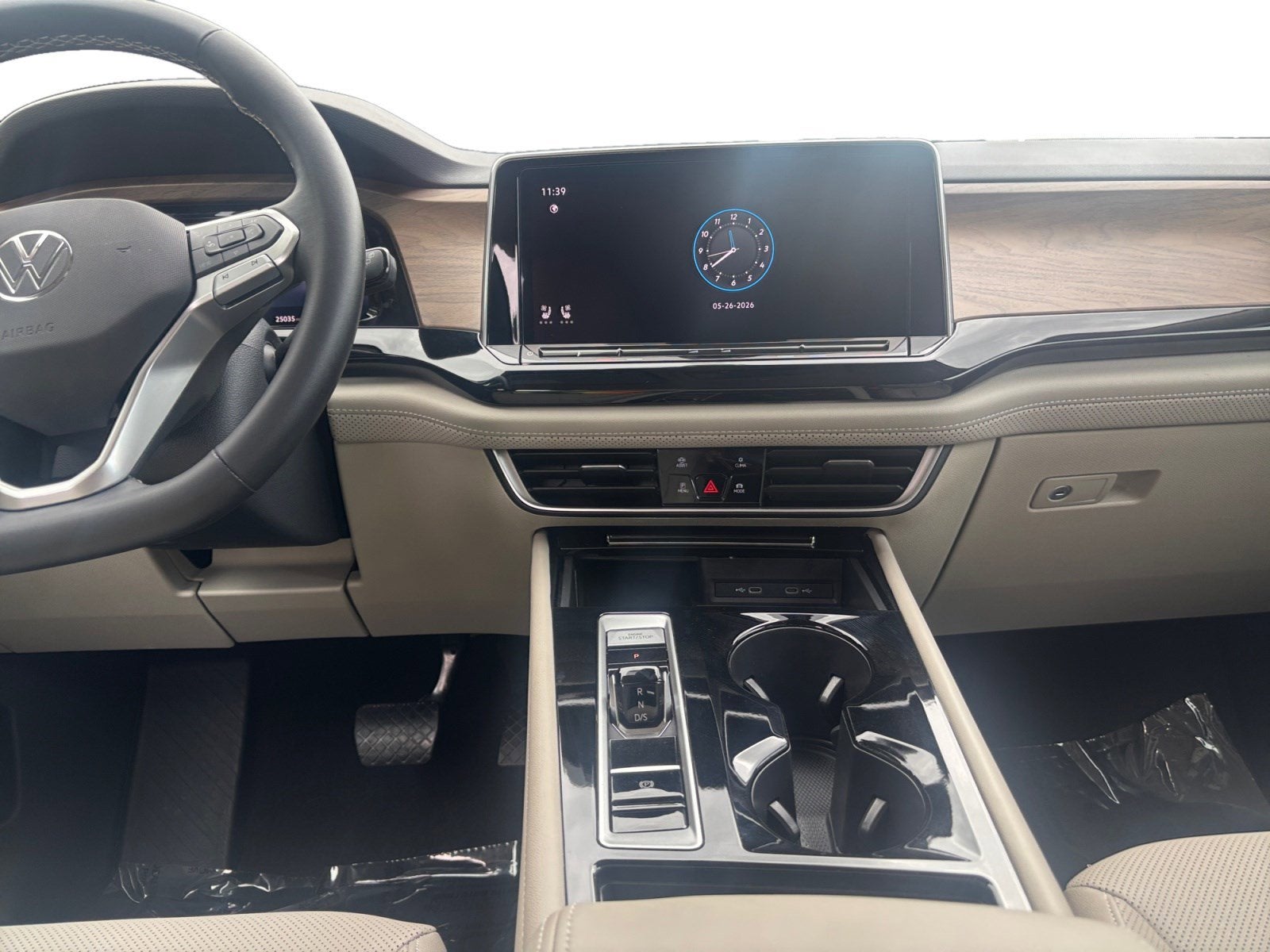 2024 Volkswagen Atlas 2.0T SE w/Technology