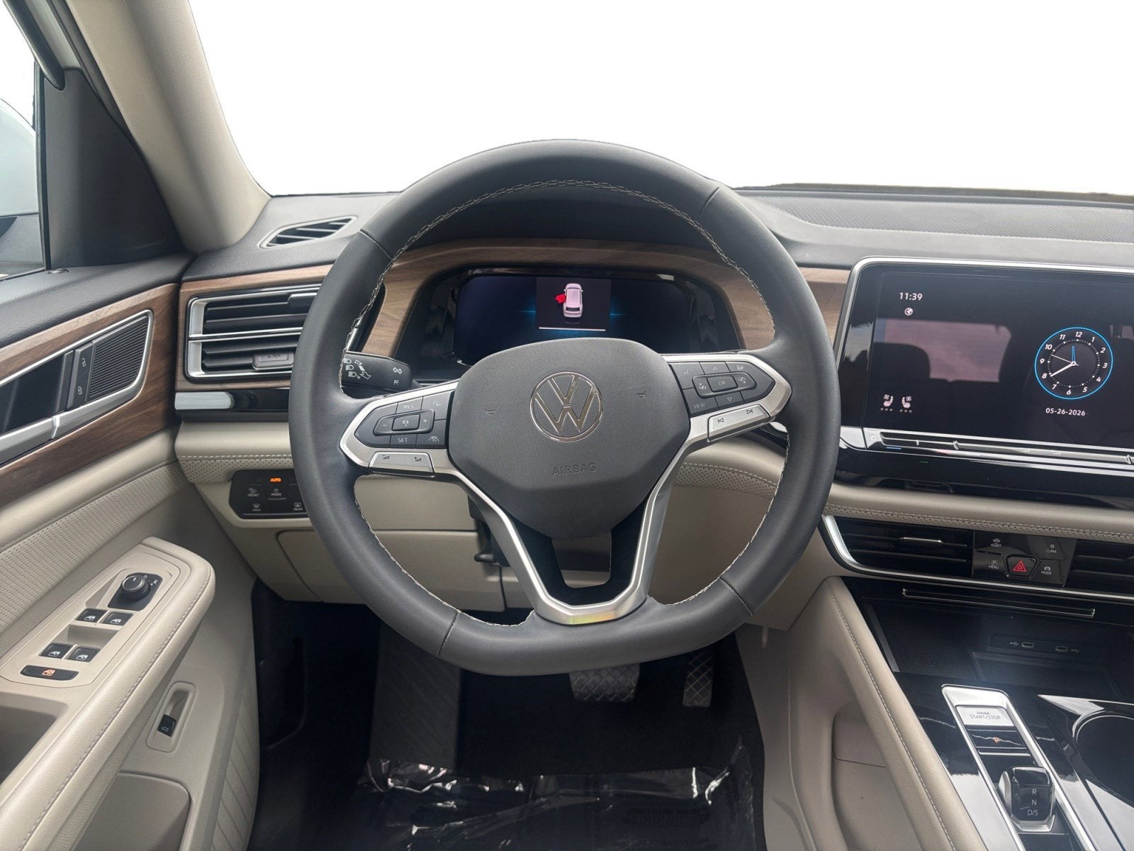 2024 Volkswagen Atlas 2.0T SE w/Technology