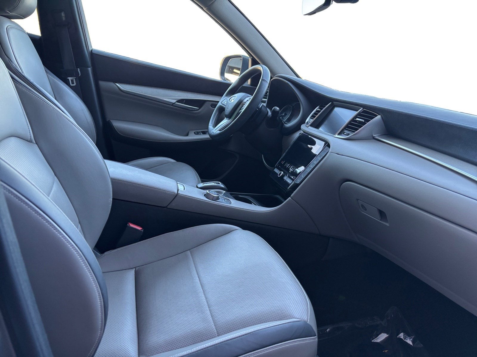 2023 INFINITI QX50 SENSORY