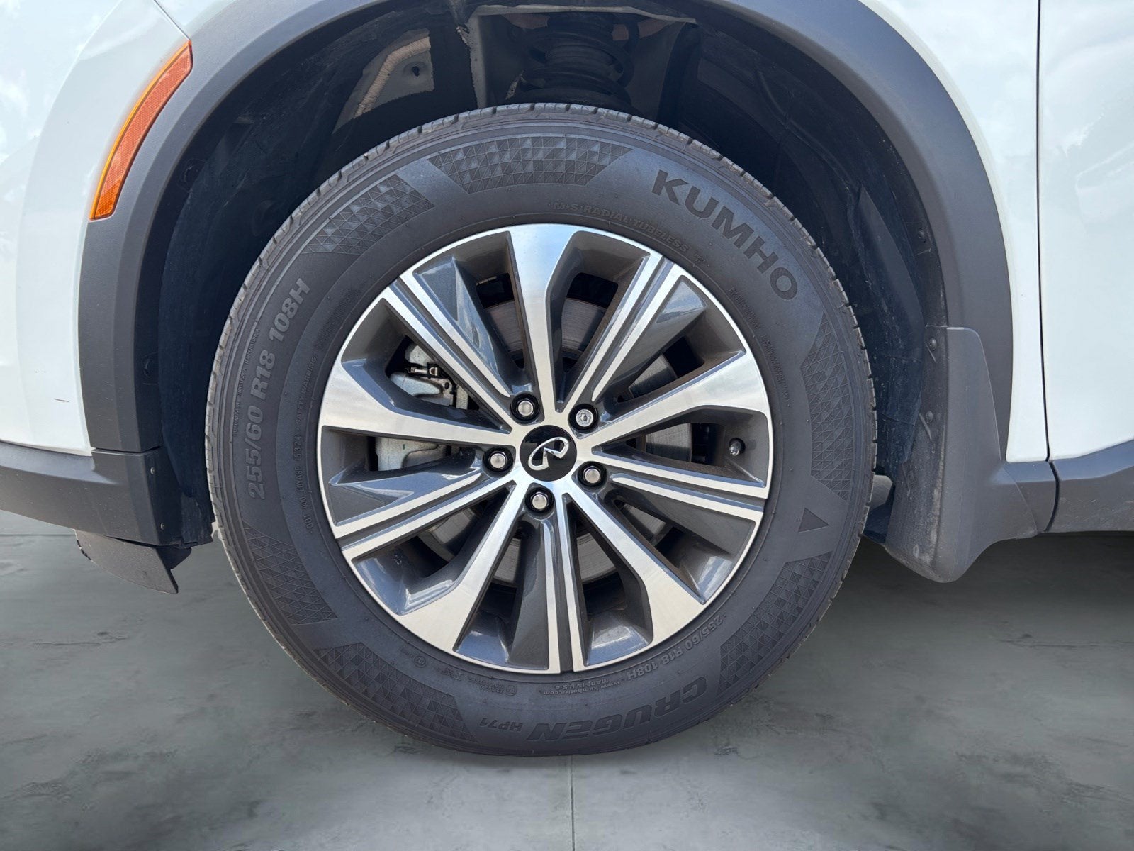 2025 INFINITI QX60 PURE