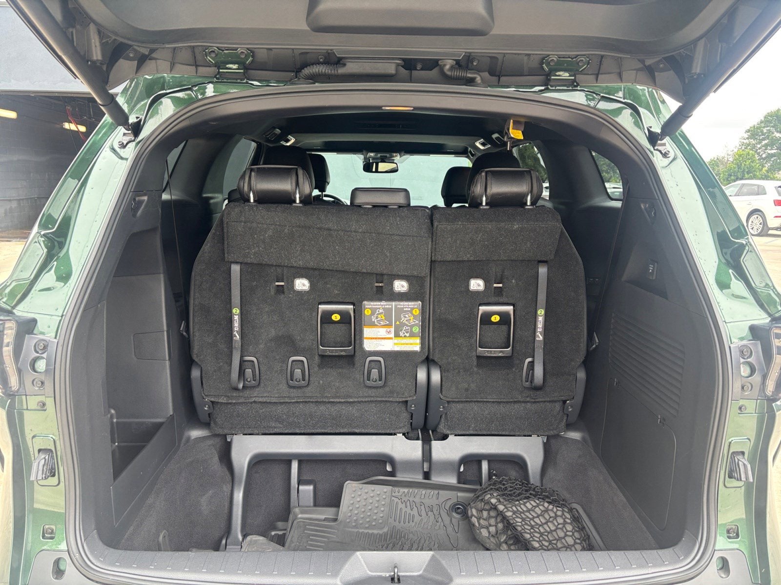 2025 Toyota Sienna Woodland Edition