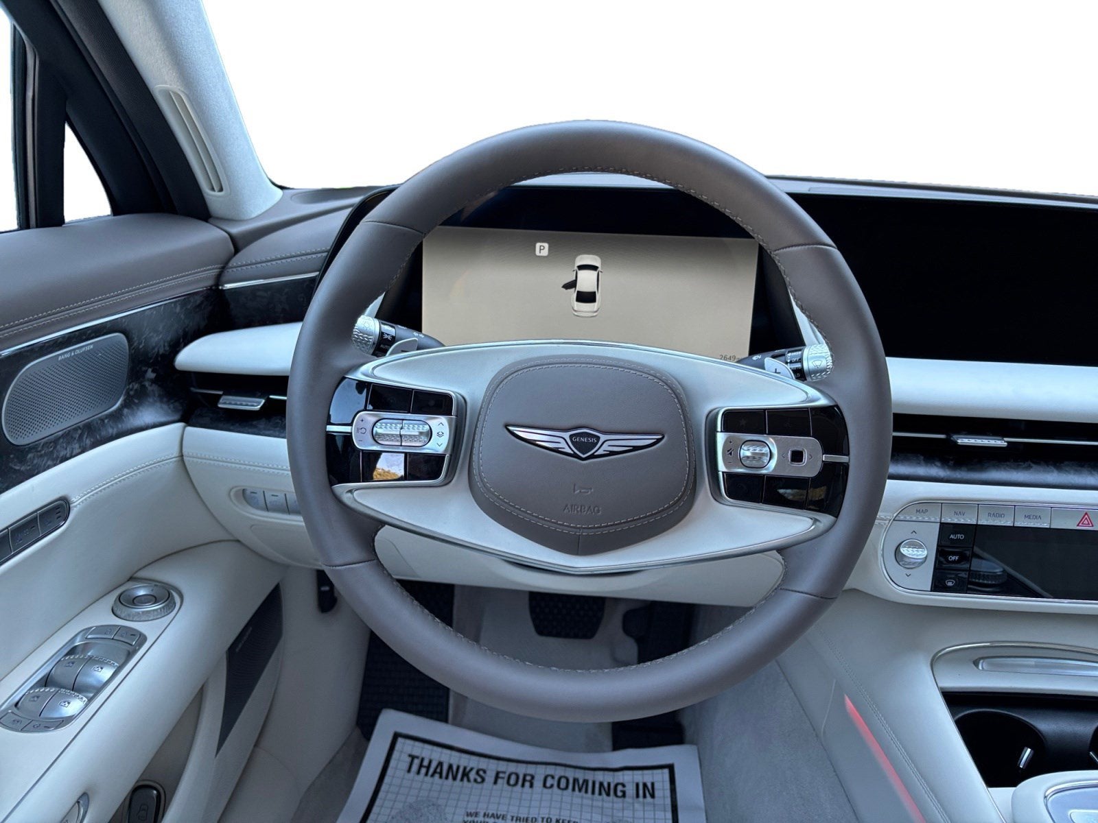 2025 Genesis G90 e-SC