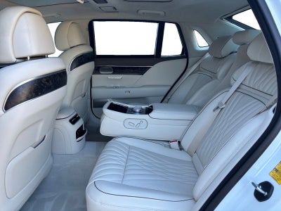 2025 Genesis G90 e-SC