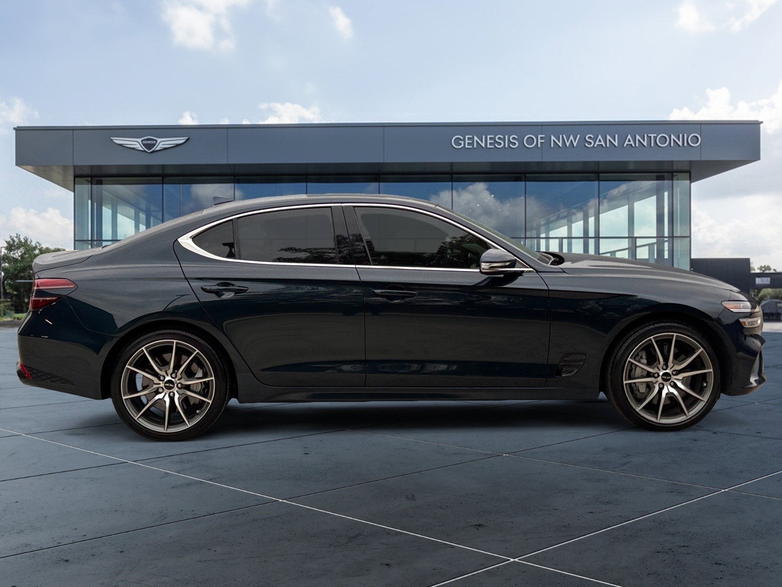 2024 Genesis G70 2.5T