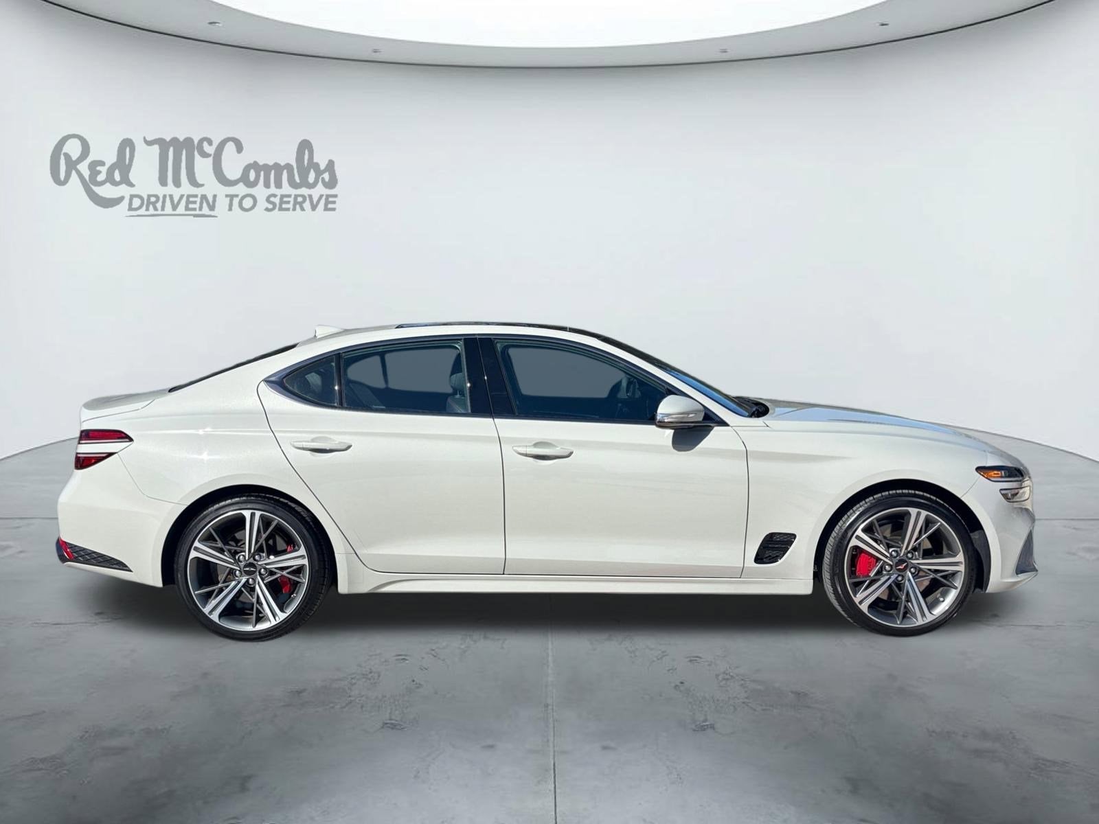 2025 Genesis G70 2.5T