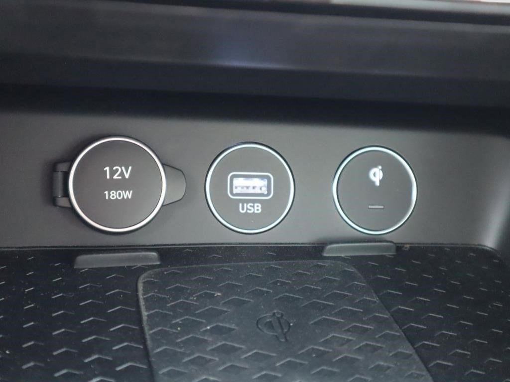 2025 Genesis G70 2.5T Sport Prestige