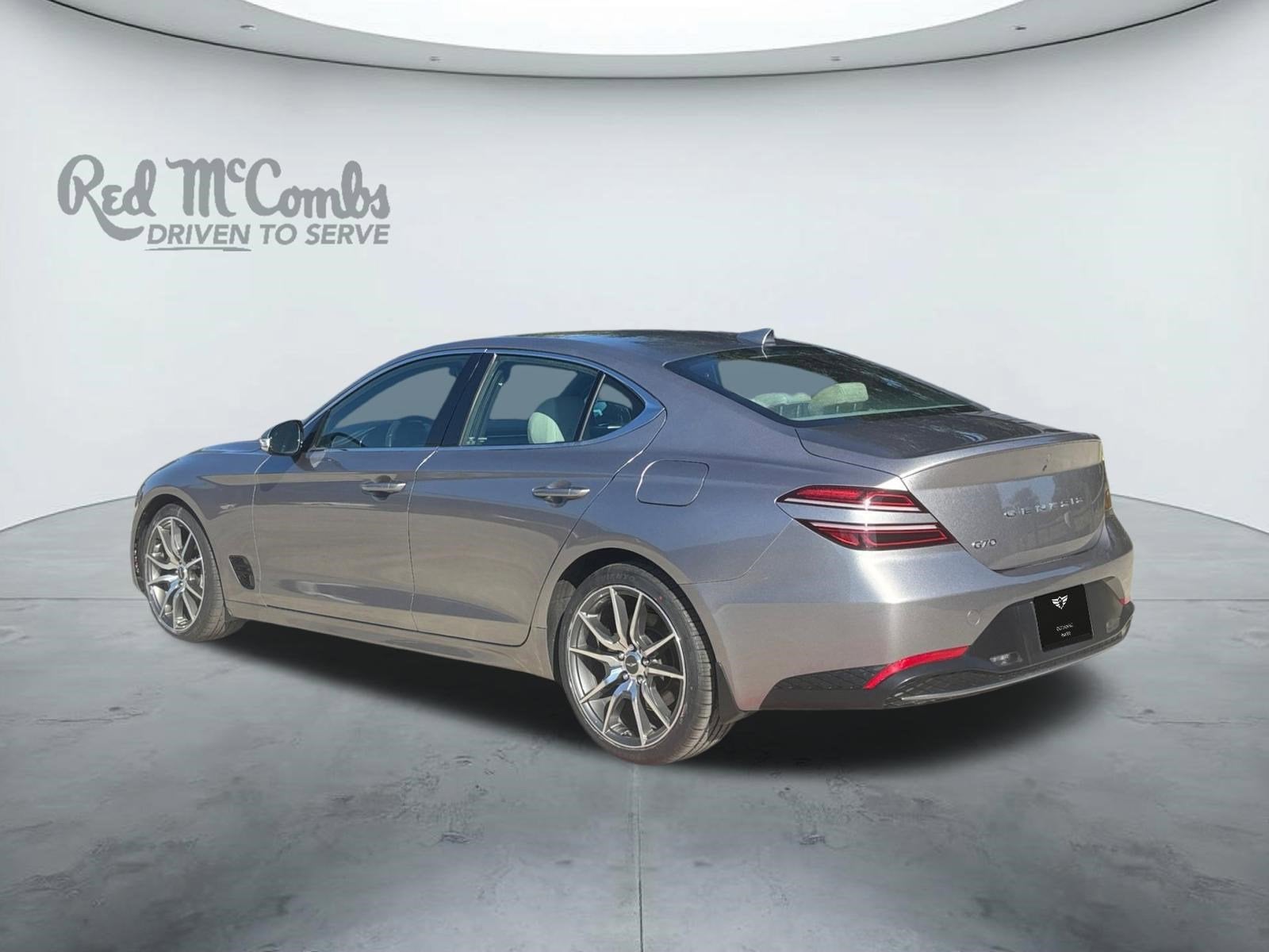2023 Genesis G70 2.0T