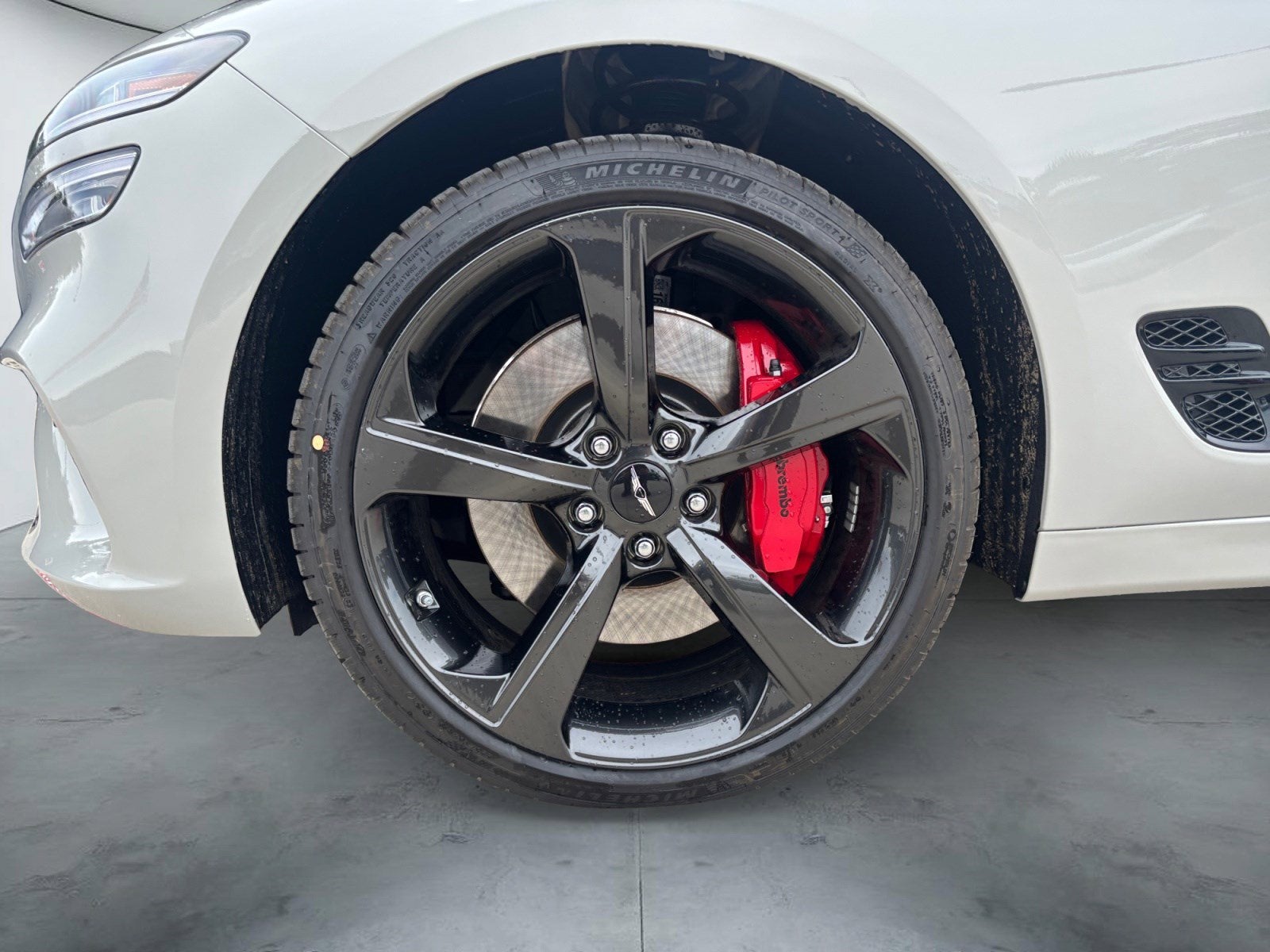2026 Genesis G70 3.3T Sport Prestige