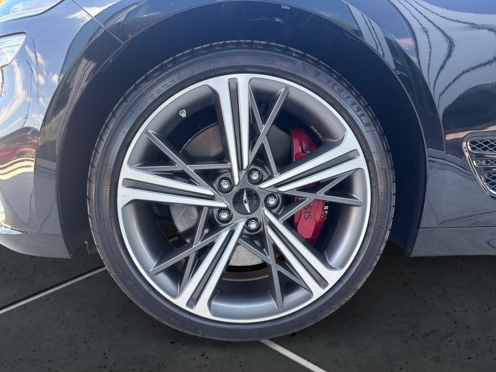 2025 Genesis G70 3.3T Sport Advanced