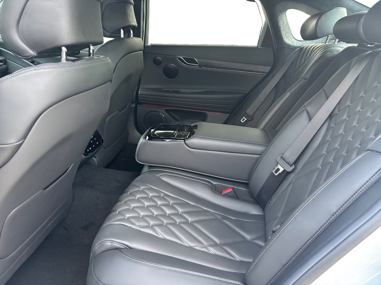 2026 Genesis G80 3.5T PRESTIGE BLACK