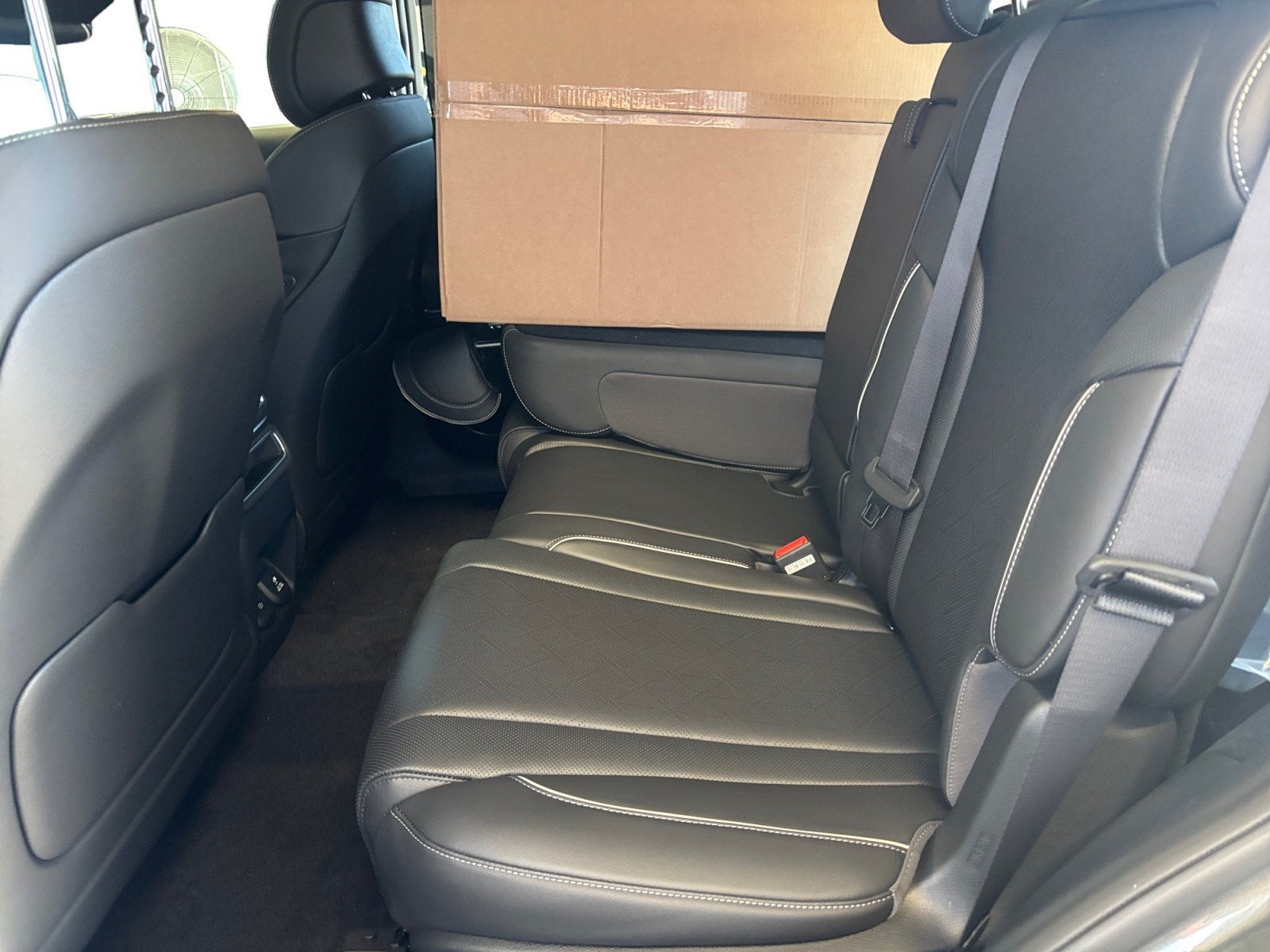 2027 Genesis GV80 2.5T ADVANCED