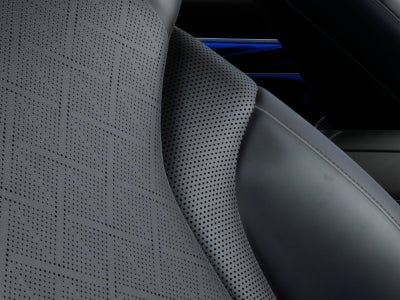 2027 Genesis GV80 Base