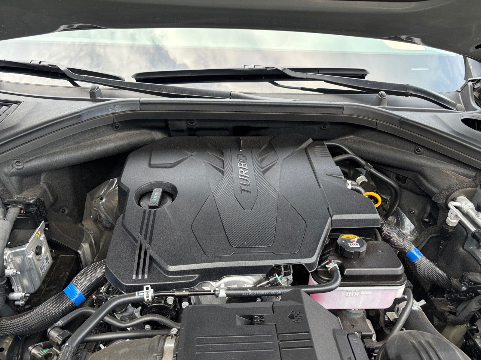 2025 Genesis GV70 2.5T