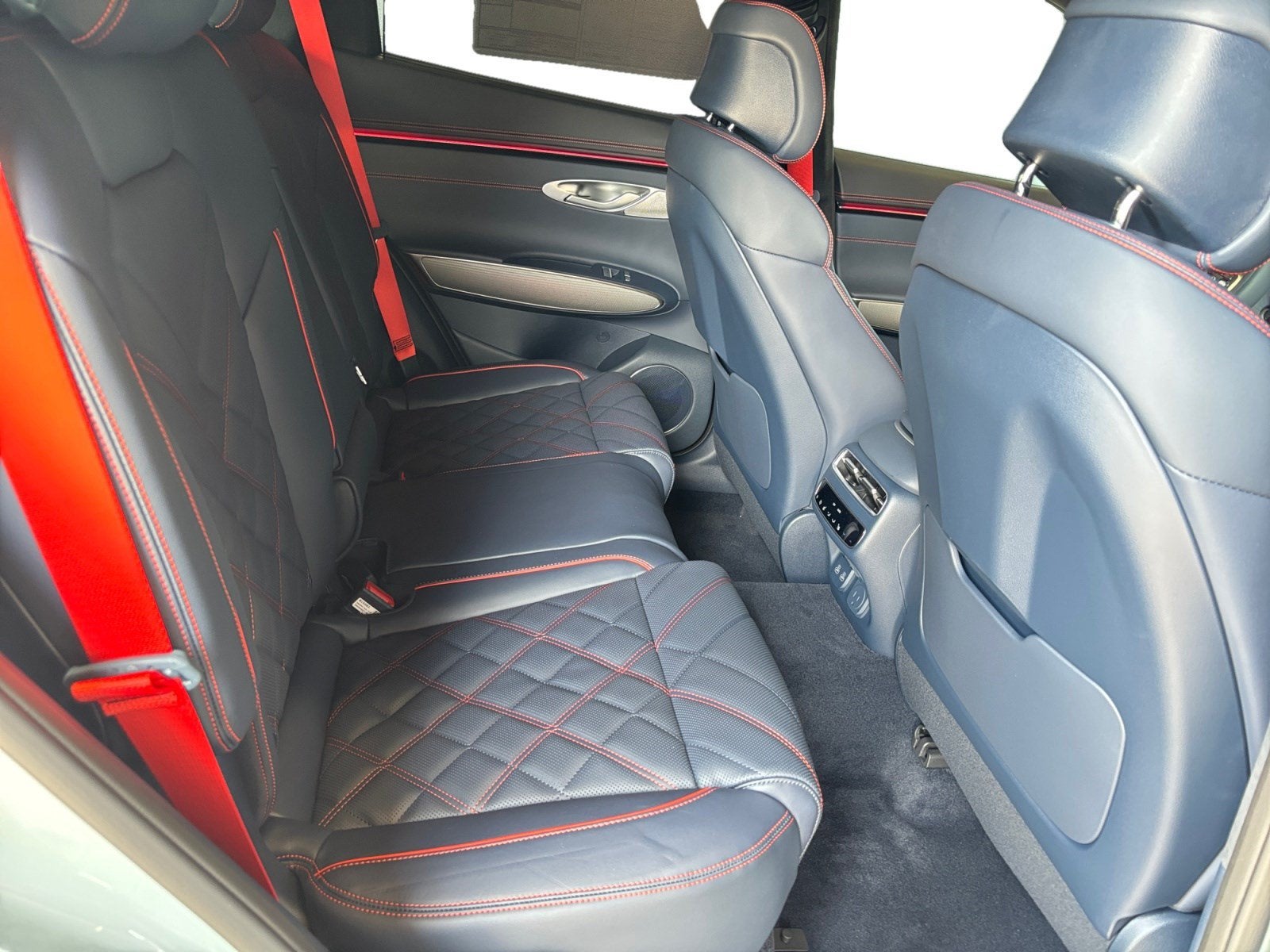 2027 Genesis GV70 3.5T Sport Prestige