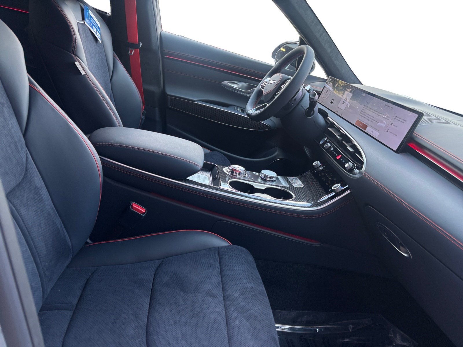 2027 Genesis GV70 3.5T PRESTIGE GRAPHITE