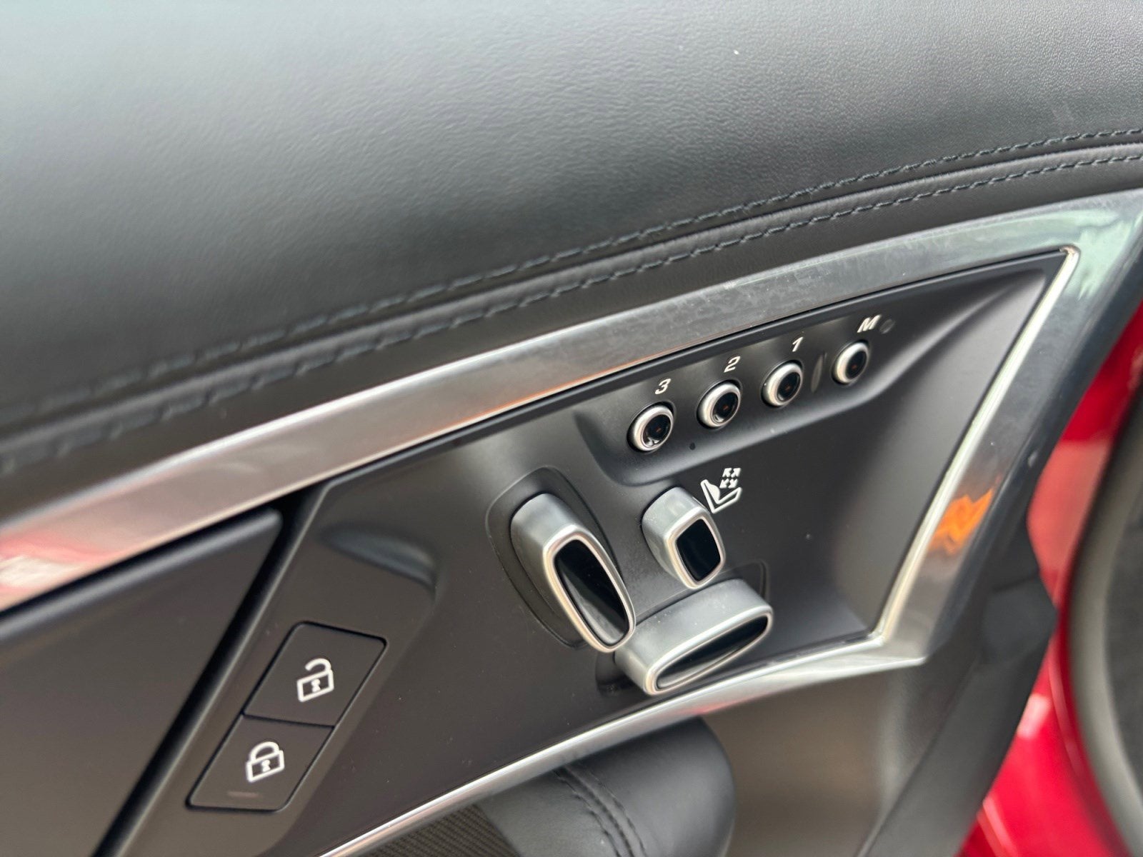 2024 Jaguar F-TYPE R-Dynamic