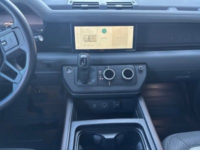 2023 Land Rover Defender X-Dynamic SE