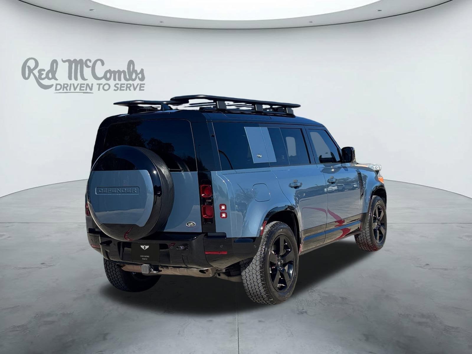 2023 Land Rover Defender X-Dynamic SE