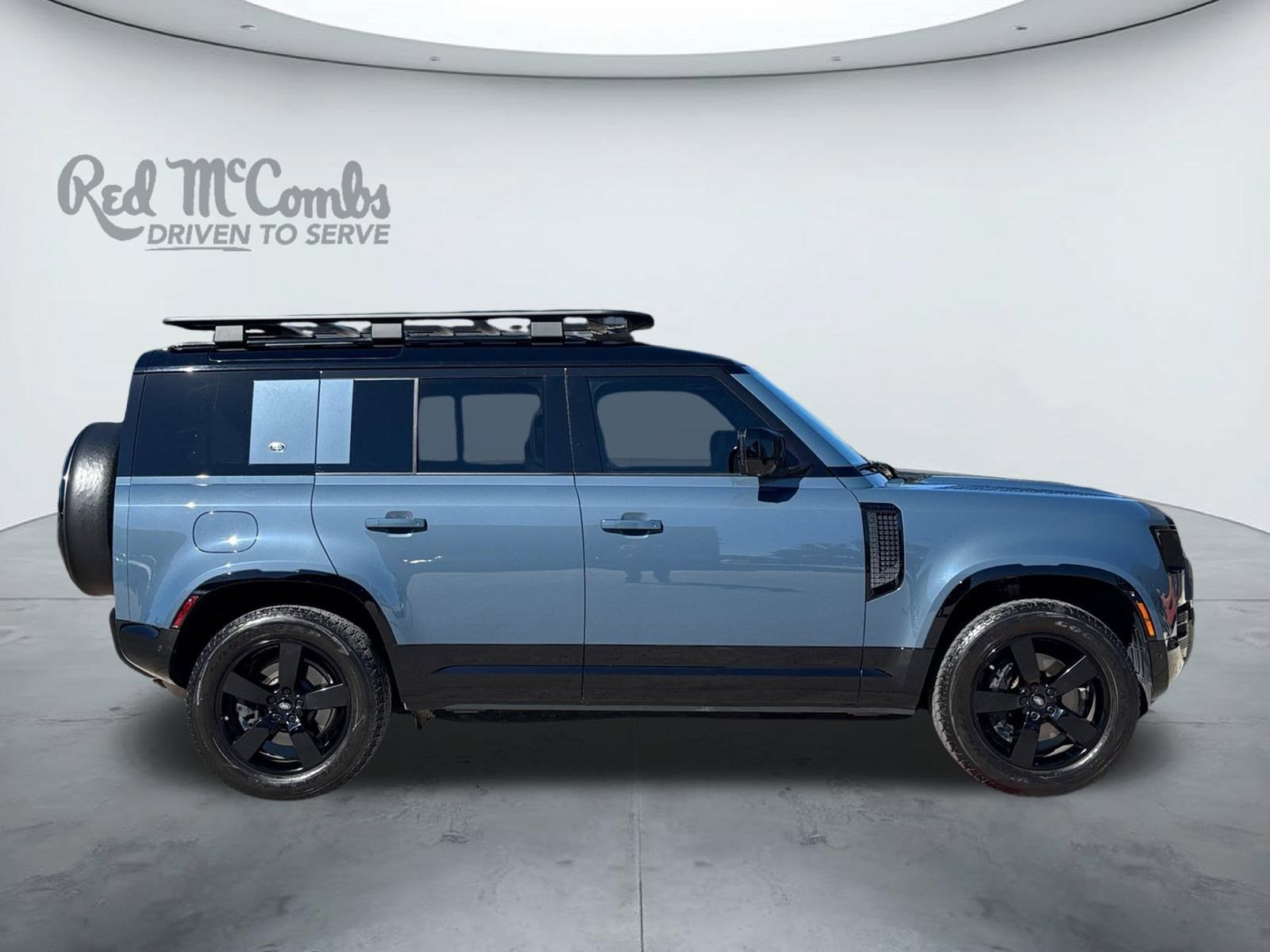 2023 Land Rover Defender X-Dynamic SE