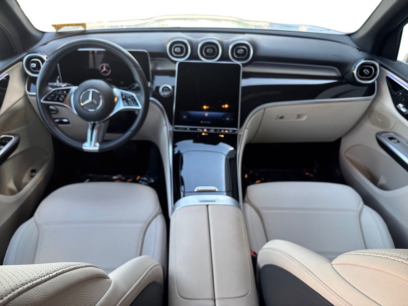 2025 Mercedes-Benz GLC GLC 300