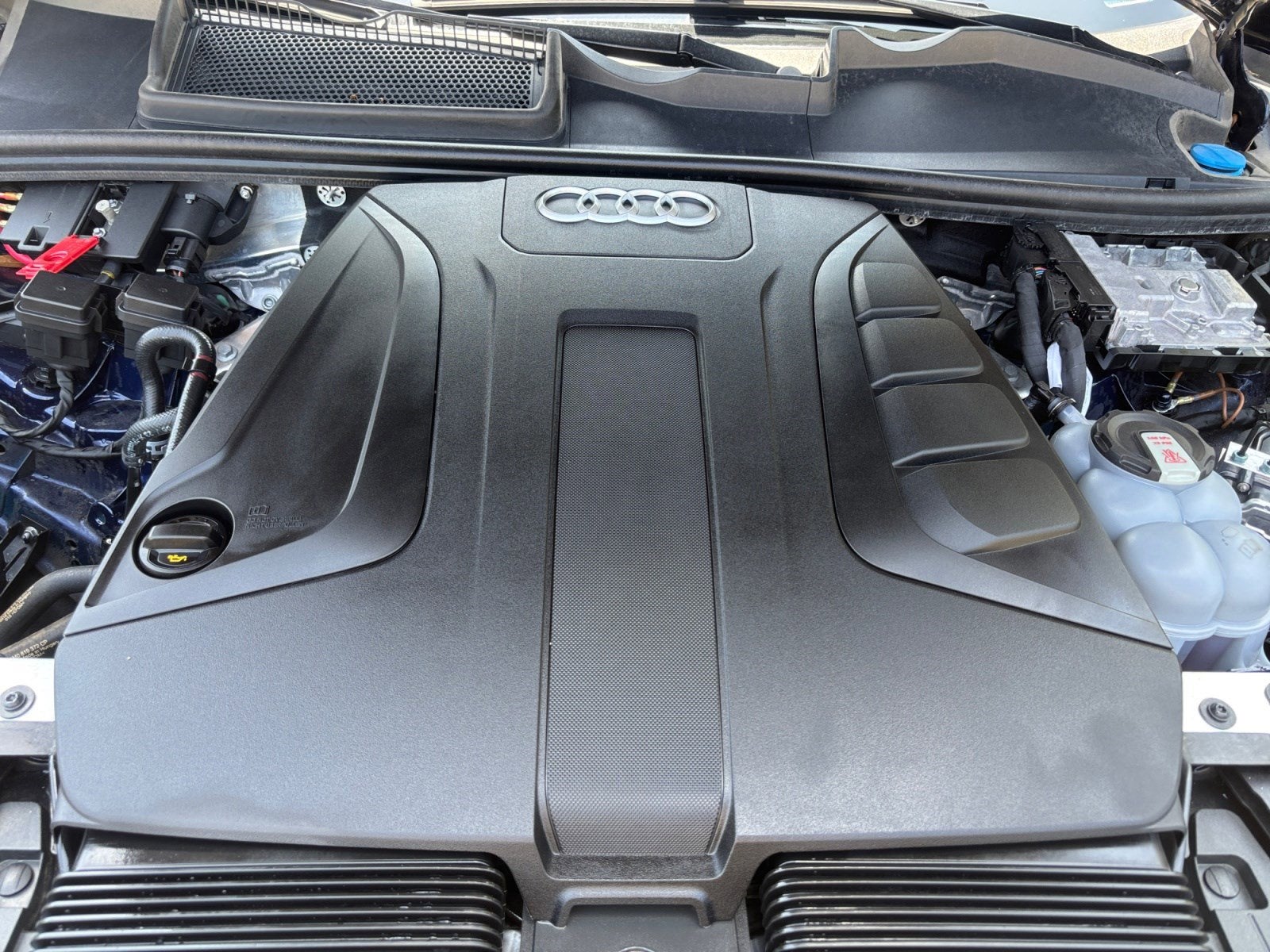 2023 Audi Q7 45 Premium Plus quattro