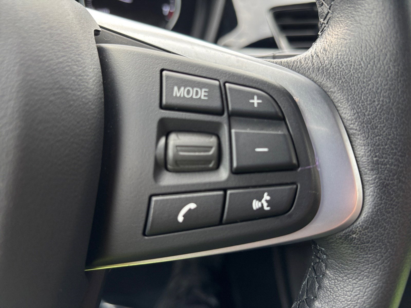 2023 BMW X2 sDrive28i