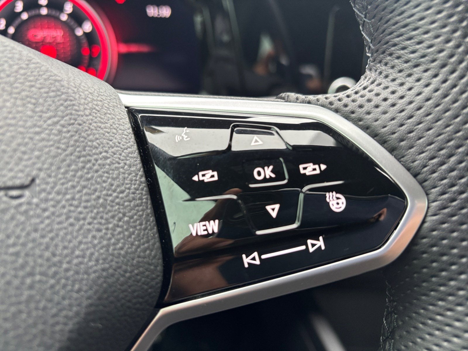 2022 Volkswagen Golf GTI 2.0T S